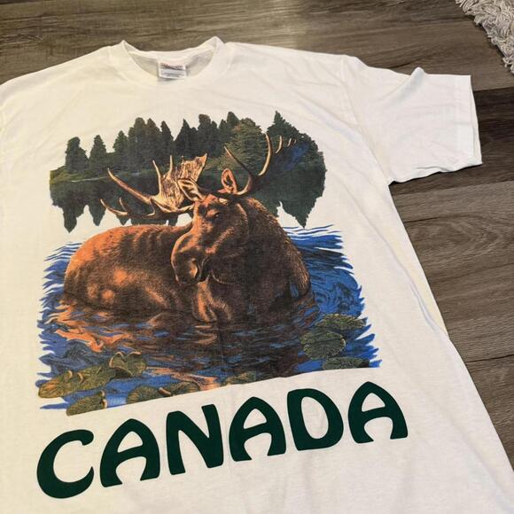 Hanes Other - Vintae moose Canada big print t shirt 90s L